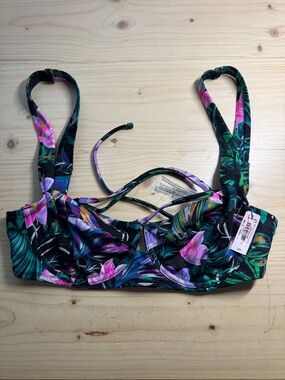 NWT Victoria Secret Swim - Essential Full-Coverage Bikini Top (32D) - Black Palm